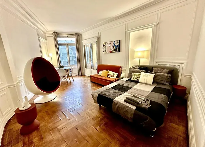 Apartament A Luxurious With Ac On Promenade Des Nicea